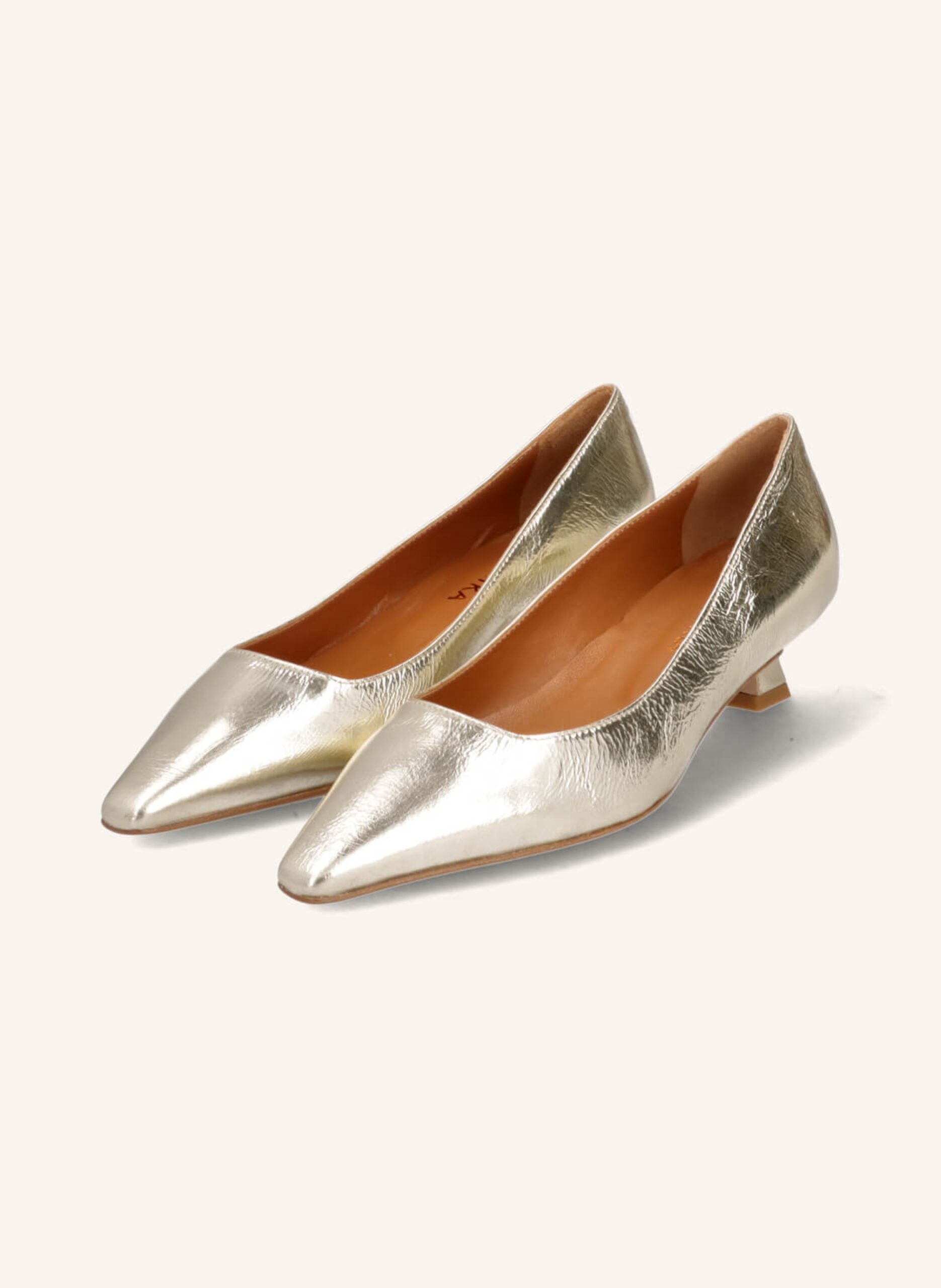 Thea Mika Pumps gold